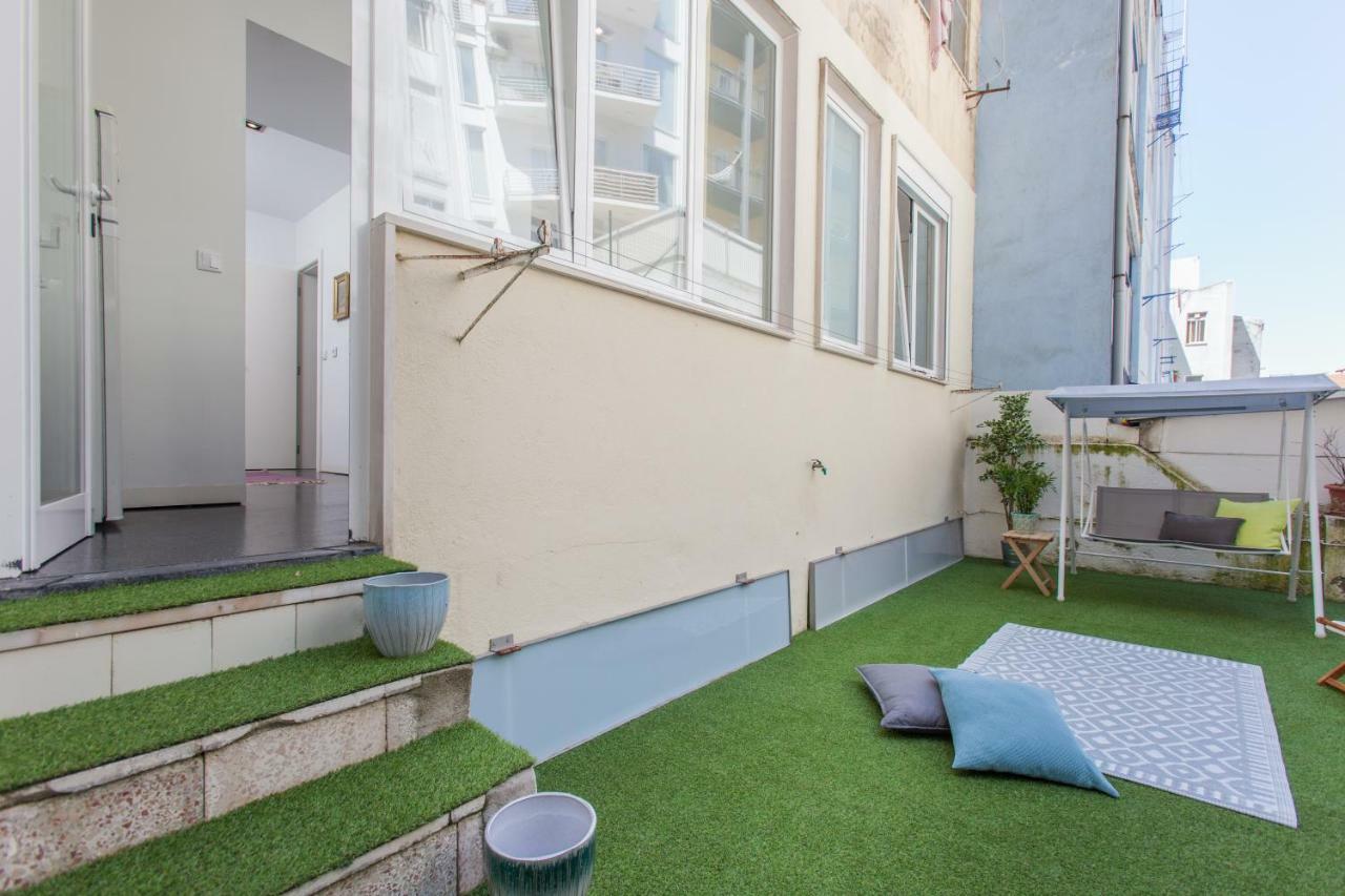 Renovated Apart With Private Courtyard, By Timecooler Lisbon Exterior photo